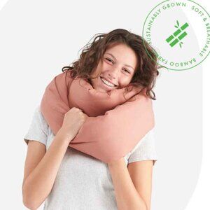 Infinity Travel Pillow, Color Pink